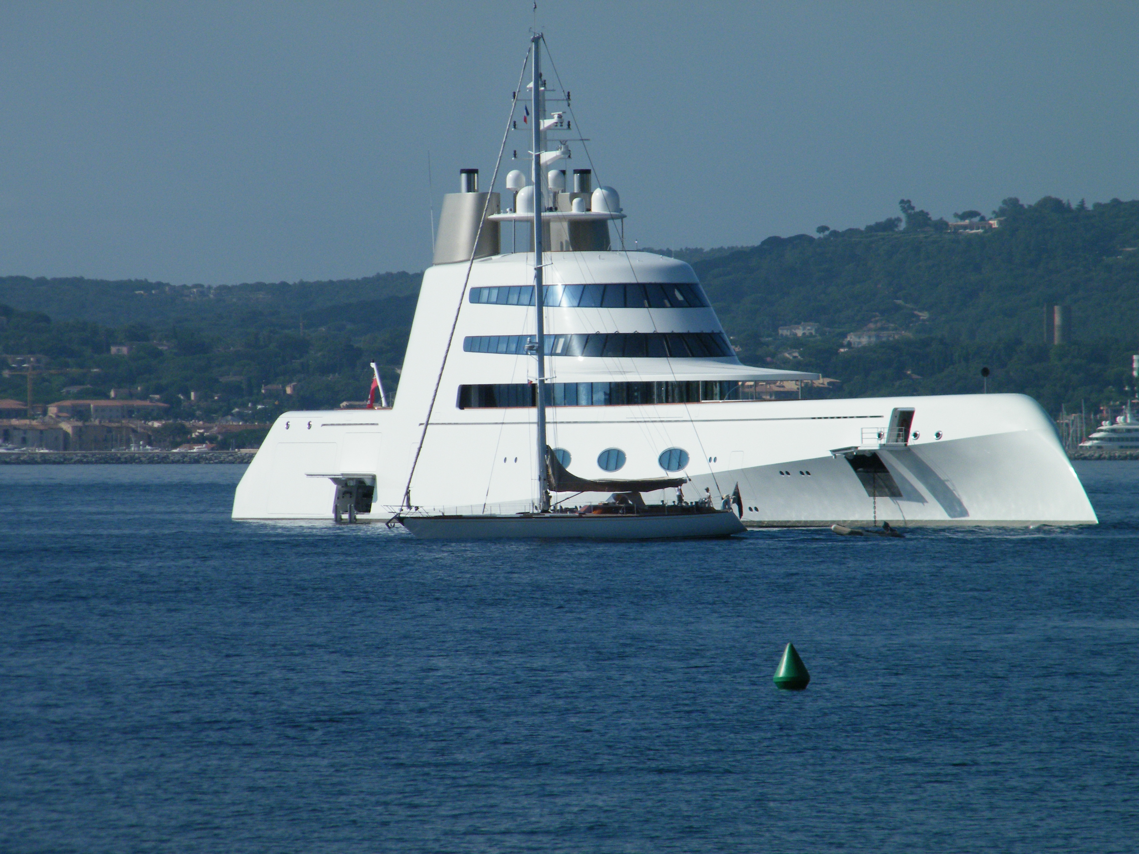119m-B+V-yacht-A-in-France-St-Tropez-photographed-by-David-Z-Hart